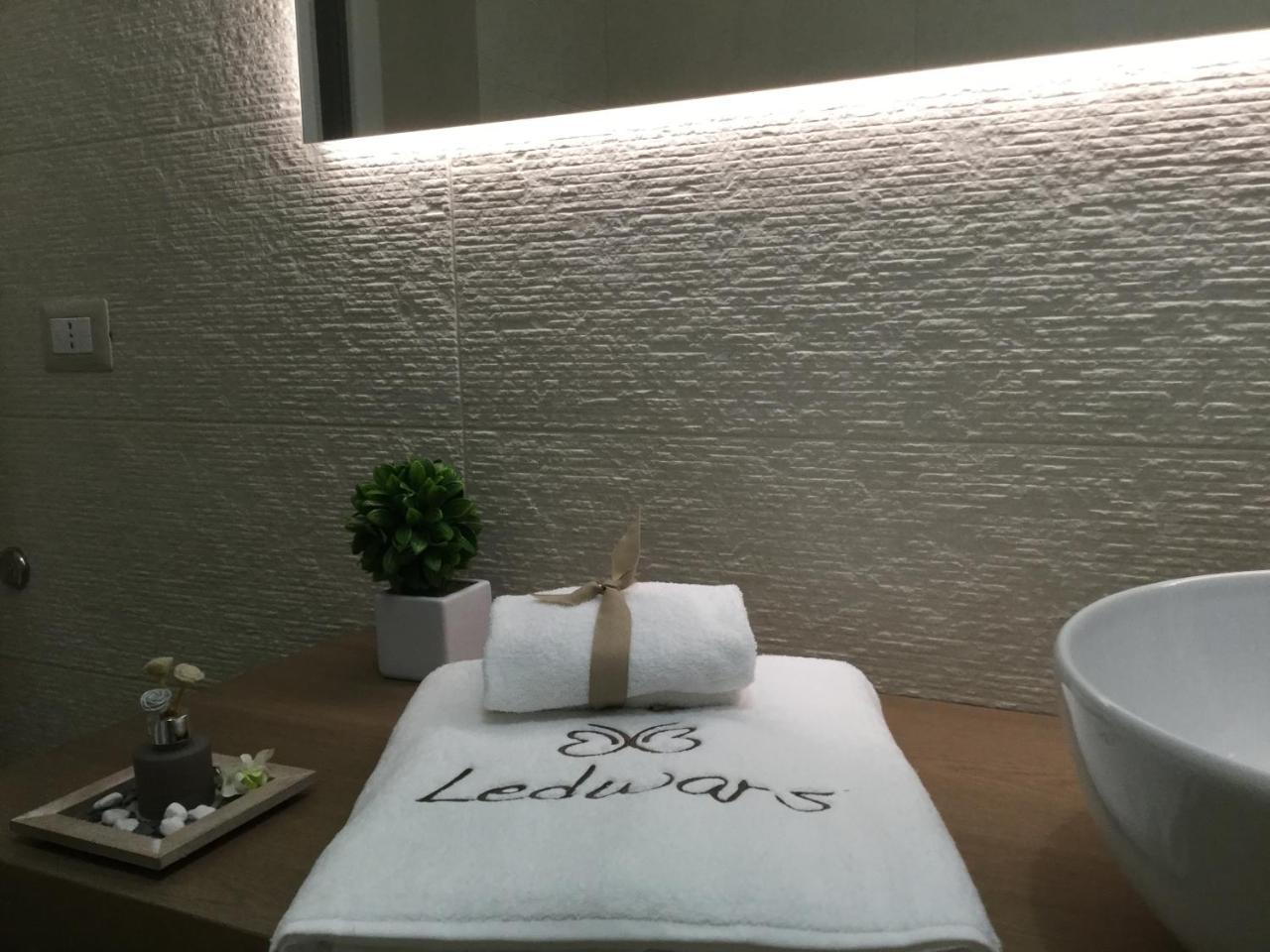Ledwars Bed & Breakfast Taviano  Dış mekan fotoğraf